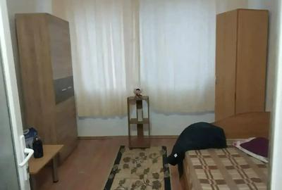 Garsonieră decomandată în Central - 1