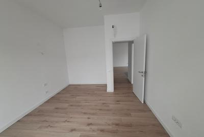 Calea Calarasilor Vand apartament cu doua (2) camere - 2