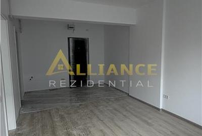 Garsonieră decomandată în Central - 2