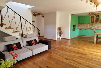 Casa tip duplex, finisata, mobilata si echipata utilitar. - 2