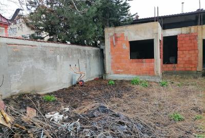 Casă individuală cu 4 camere cu Teren 240 Mp în Băneasa - 3