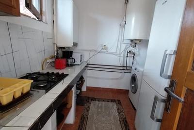 Casă cu 4 camere în Central