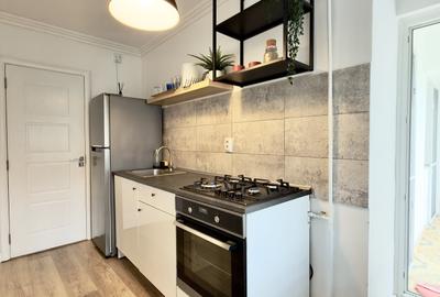 Apartament cu 2 camere decomandat, mobilat în P-ța Victoriei - 7