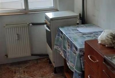 Garsonieră decomandată în Berceni - 2