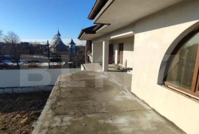 Casă cu 2 camere cu Teren 2000 Mp în Central - 13