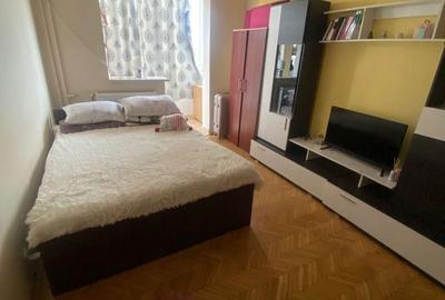 Garsonieră, mobilată în Complex Studențesc