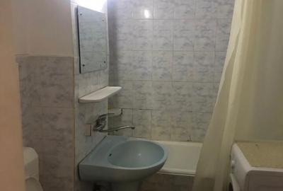 Garsonieră decomandată în Zăvoi - 6