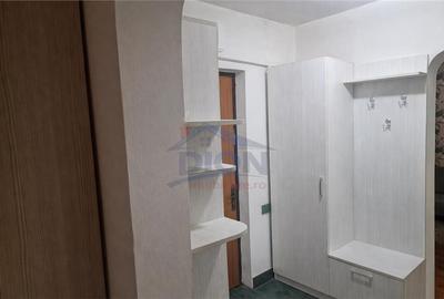 Apartament cu 3 camere decomandat în Berceni - 2