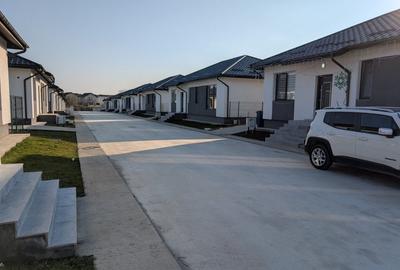 Casă individuală cu 4 camere cu Canalizare în Tunari - 20