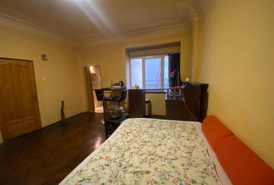 Vanzare garsoniera parter vila D+P+2 Cotroceni metrou Eroilor - 5