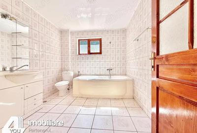Cladire in Moneasa cu 9 camere: pretabil pensiune, azil batrani, casa vacan?a - 4