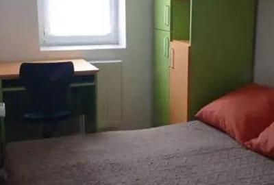 Apartament cu 2 camere decomandat în Traian - 7