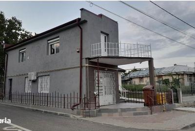 Casă cu 2 camere cu Teren 44 Mp în Central - 2
