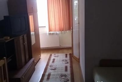 Garsonieră decomandată în Bucium - 2