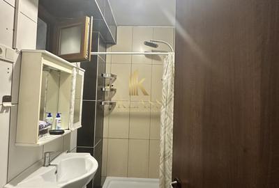 Apartament cu 3 camere semidecomandat, mobilat în P-ța Romană - 4