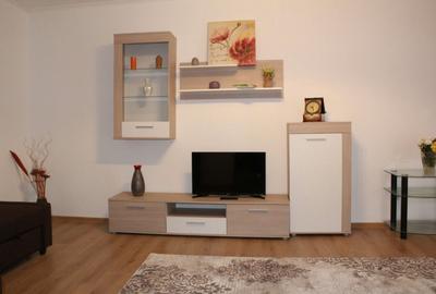 Apartament cu 2 camere decomandat în Centrul Civic
