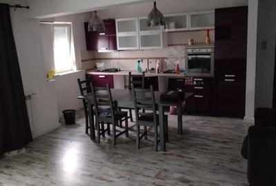 Apartament cu 4 camere decomandat în Centrul Vechi - 2