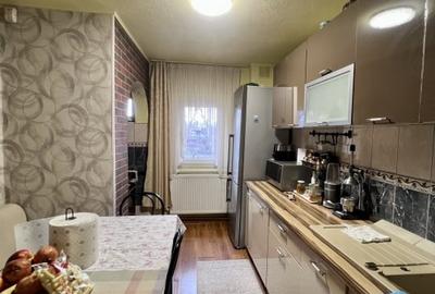Apartament cu 4 camere semidecomandat, mobilat în Soarelui - 8