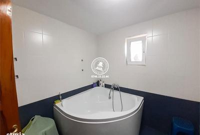 Casă cu 7 camere cu Teren 960 Mp în Valea Lupului - 2