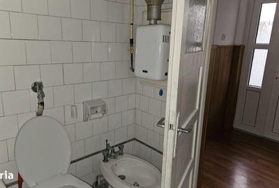 Casă cu 3 camere cu Teren 130 Mp în Central - 20