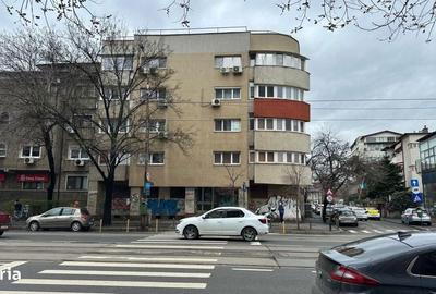 Apartament cu 3 camere decomandat în 1 Mai - 7