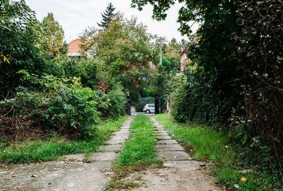 Apartament spatios cu gradina proprie intr-o vila interbelica renovata - 6