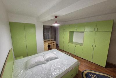Apartament cu 2 camere decomandat în Central - 2