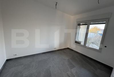 Casă individuală cu 6 camere cu Canalizare în Exterior Est - 12