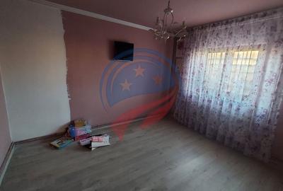 Casă de vânzare în zona Popoveni, Craiova - 3