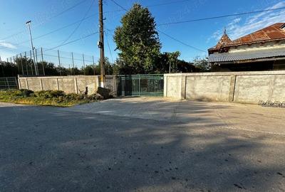 Casă cu 4 camere cu Teren 1070 Mp în Poiana - 2