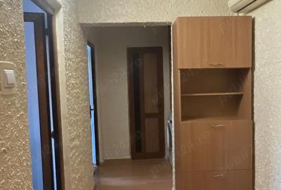 Apartament cu 3 camere decomandat în Central - 1