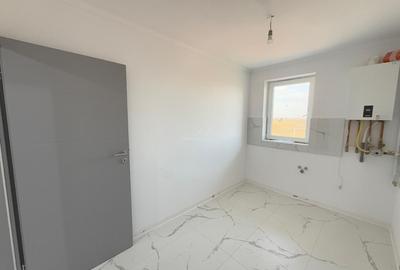 Decomandat. Loc de parcare. Spatiu depozitare pod. - 4