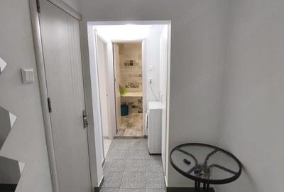 Apartament cu 2 camere decomandat în Central - 2