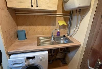 Garsonieră decomandată în UMT - 5