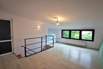 Soseaua  Chitilei, Crusovat, casa P+Pod, sup. 238mp, 9 camere - 3 apartamente - 11