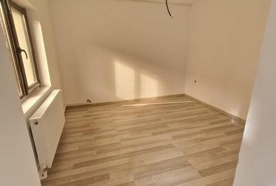 Medeea Casa parter de vanzare 5 camere - 9