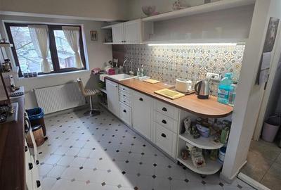 Apartament cu 3 camere decomandat în Copou - 1