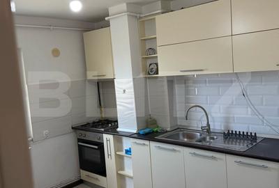 Apartament cu 3 camere decomandat în Craiovița Nouă - 9