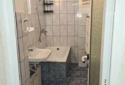 Garsoniera spa?ioasa, vedere superba, pre? negociabil! - 4