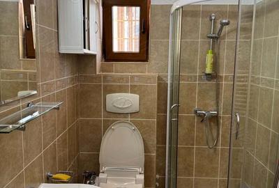 Vand apartament 2 camere decomandat in Sinaia - 1