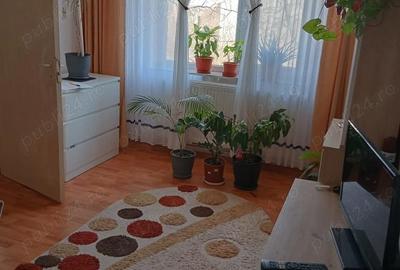 Apartament cu 3 camere semidecomandat în Central - 5