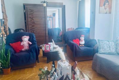 Apartament cu 3 camere semidecomandat în Central - 5