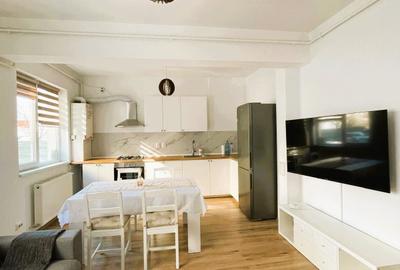 Apartament cu 3 camere decomandat, mobilat în Central - 2