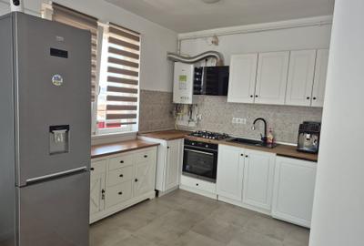 Apartament cu 2 camere semidecomandat în Florești - 3