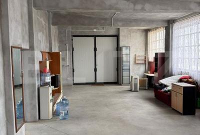 Spațiu comercial, de 700 mp, în Central - 10