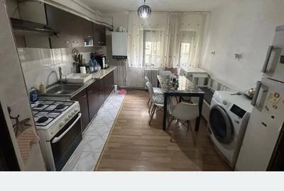 Apartament cu 2 camere decomandat în Central - 3