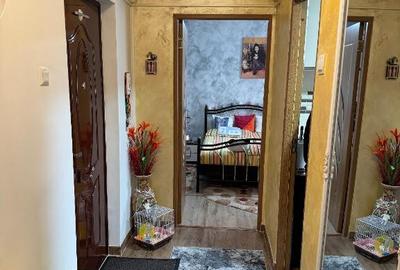 Apartament cu 2 camere decomandat în Est