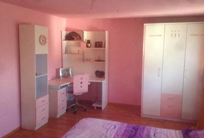 Casă cu 3 camere în Central - 1