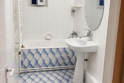 Apartament cu 3 camere decomandat în Central - 4