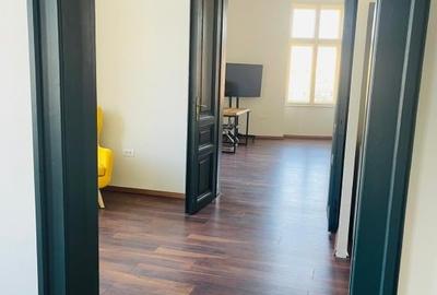 Apartament cu 3 camere semidecomandat, mobilat în Sinaia - 7